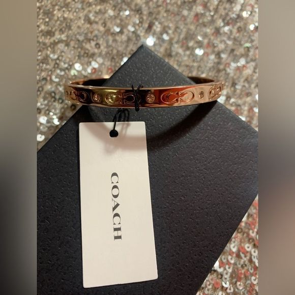 NEW Coach Kissing C Hinged Bangle - Rosegold - Picture 8 of 8